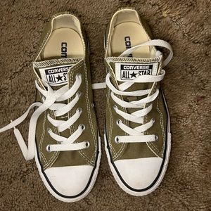 Camo green converse